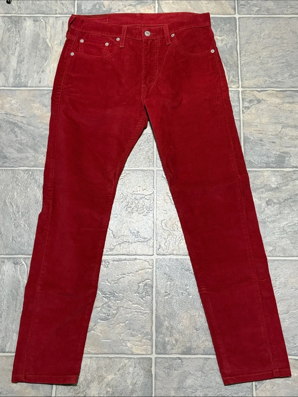 Levi's 512 Men's Slim Taper Rich Burgundy Corduroy Pants